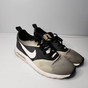 Nike Air Max Tavas Women's Size 8.5